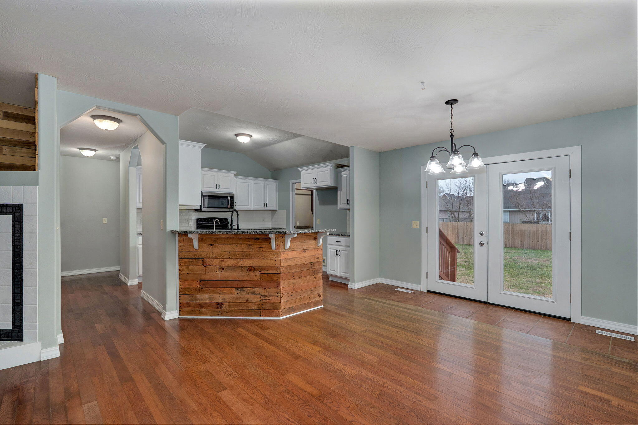 194 Meadowlark Property Photo 10