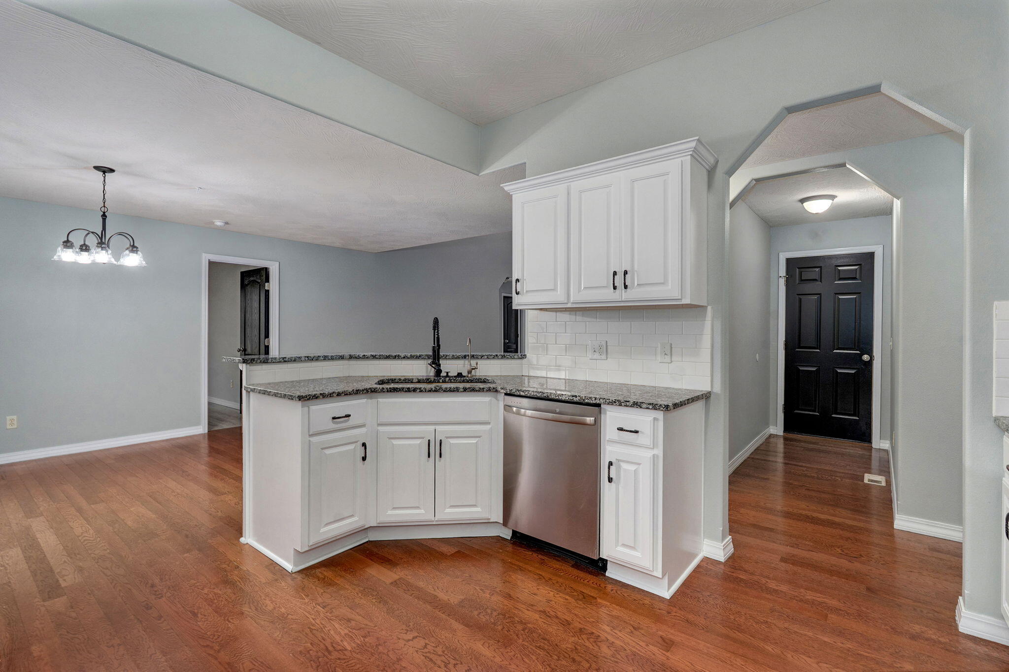 194 Meadowlark Property Photo 12