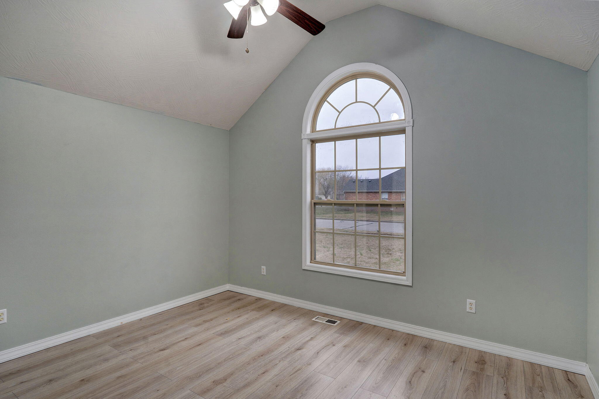194 Meadowlark Property Photo 22