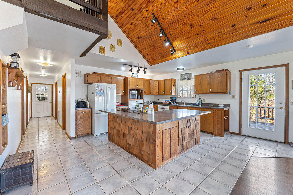 1471 Walnut Road Property Photo 3