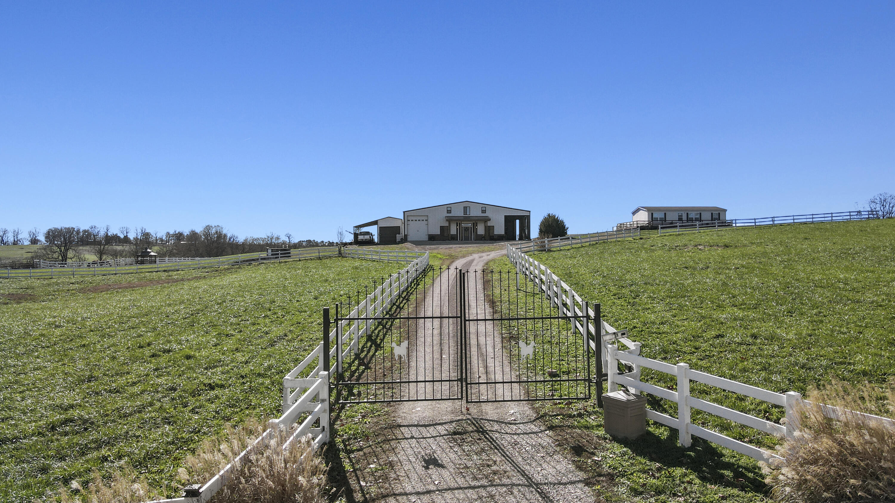 710 County Road 328 Property Photo 60