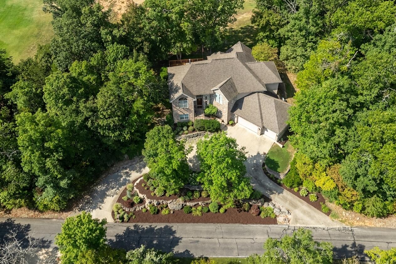 807 Silvercliff Way Property Photo 3
