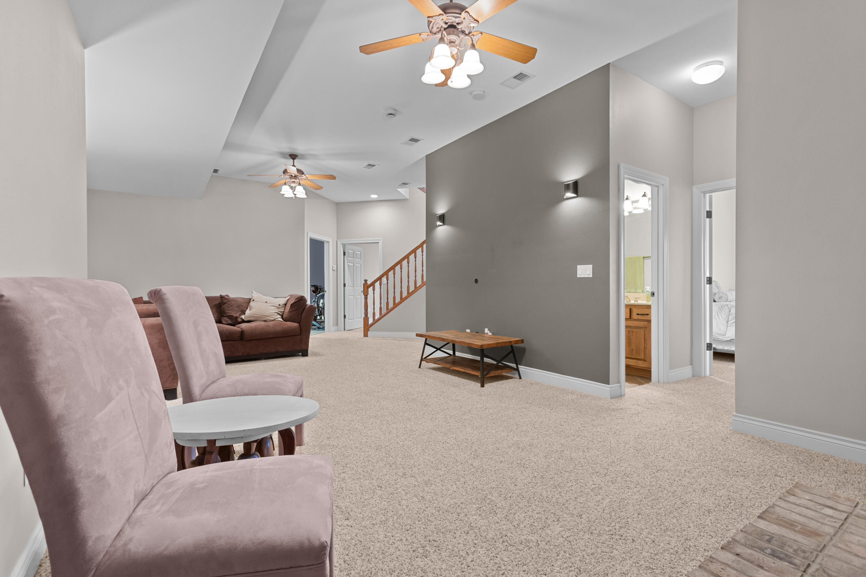 807 Silvercliff Way Property Photo 24
