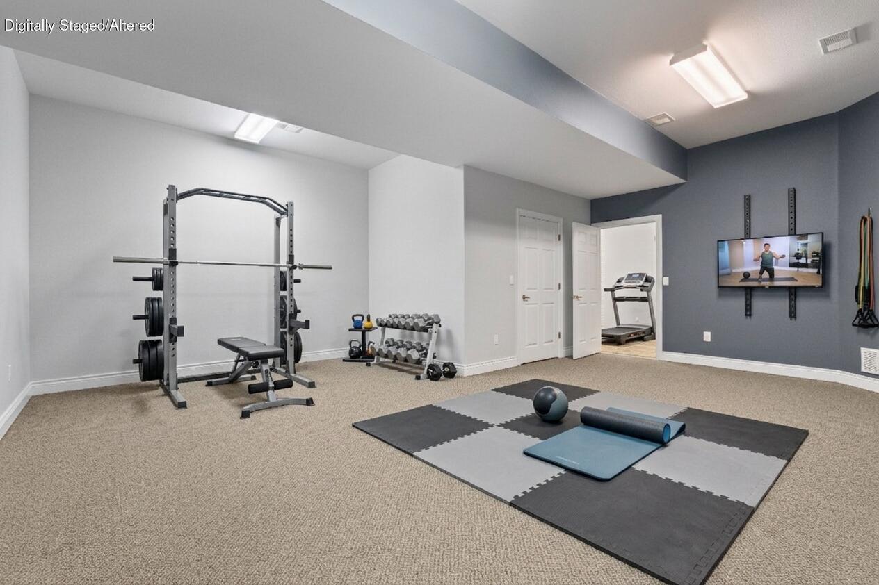 807 Silvercliff Way Property Photo 30