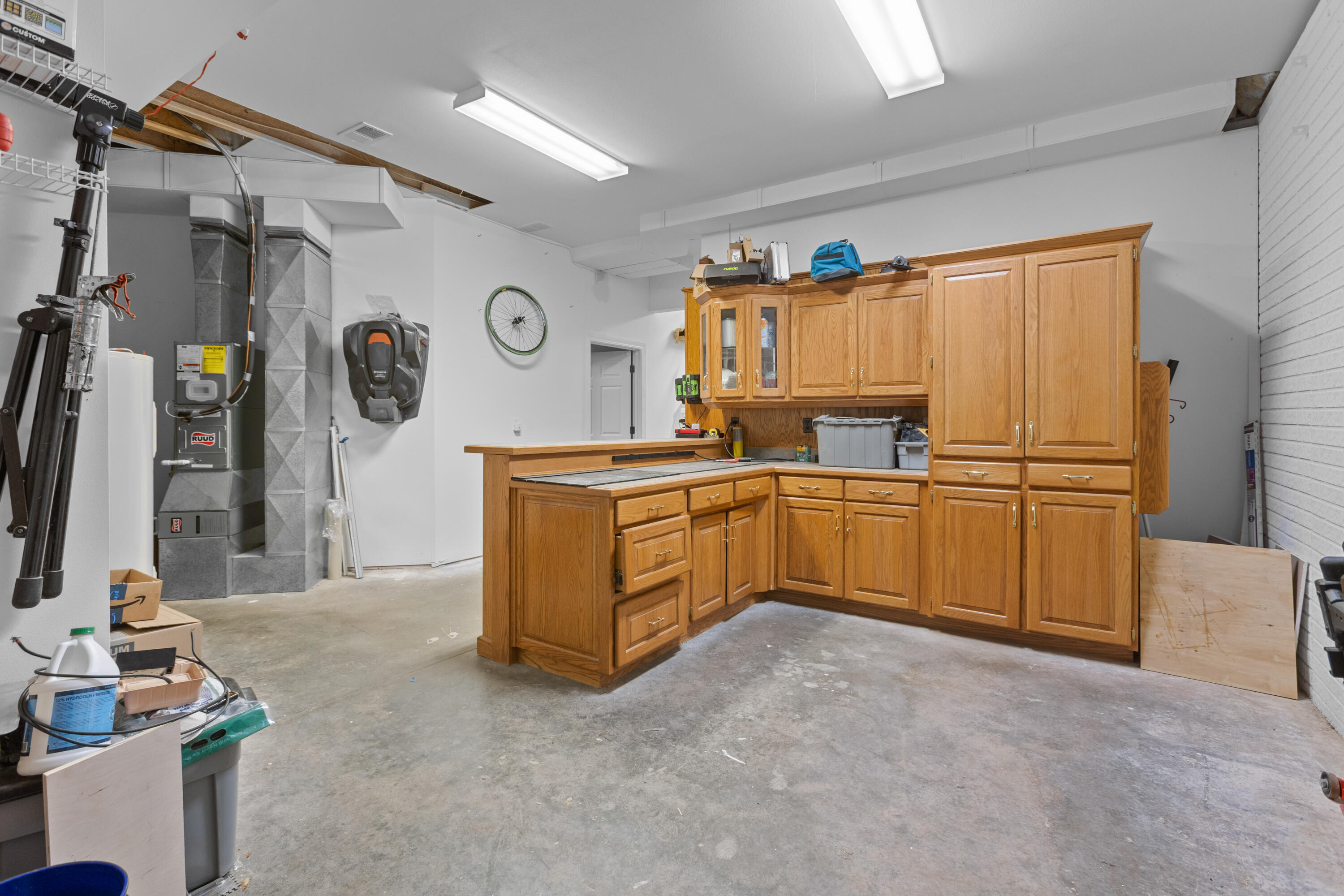 807 Silvercliff Way Property Photo 35
