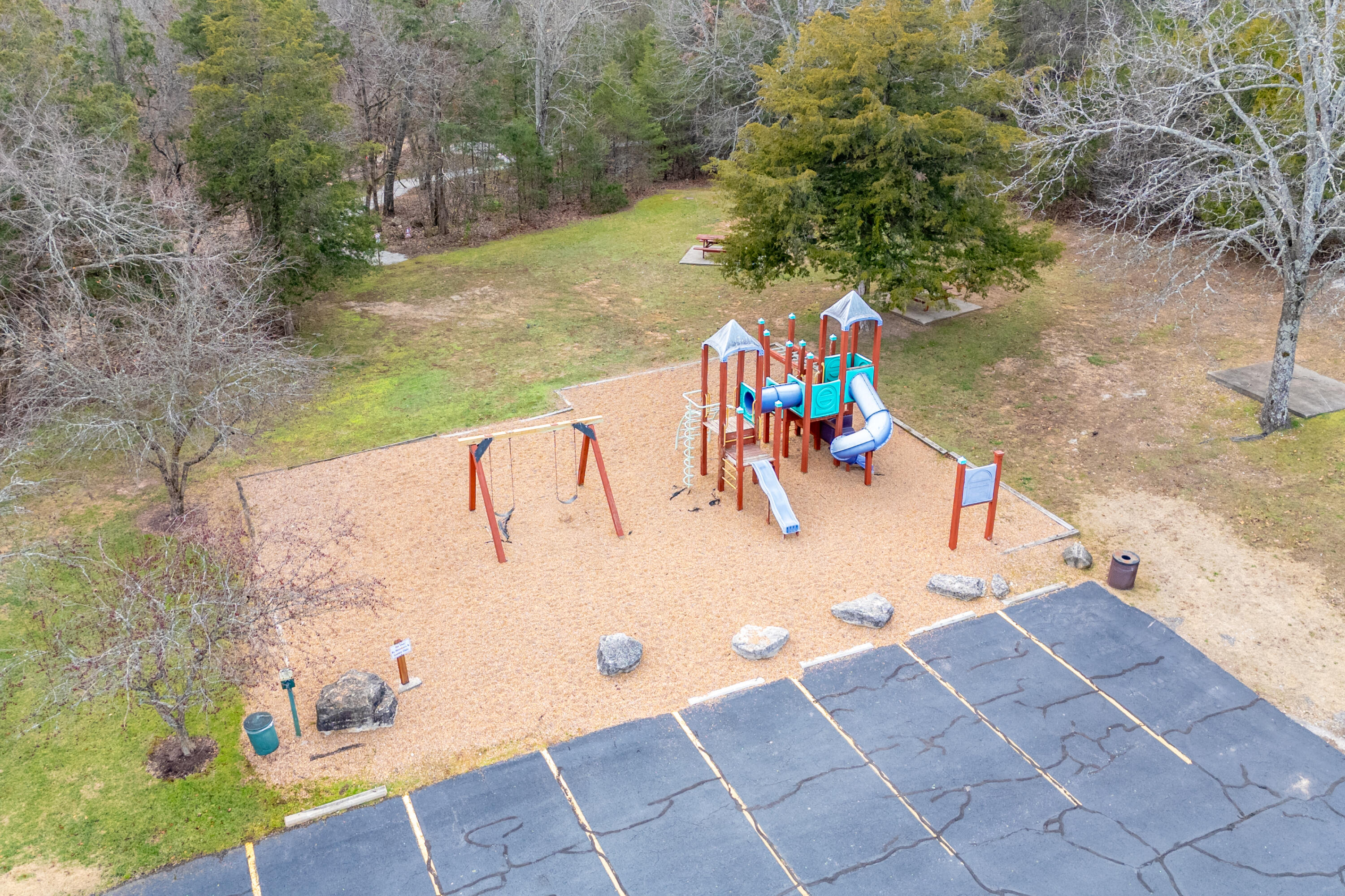 807 Silvercliff Way Property Photo 42