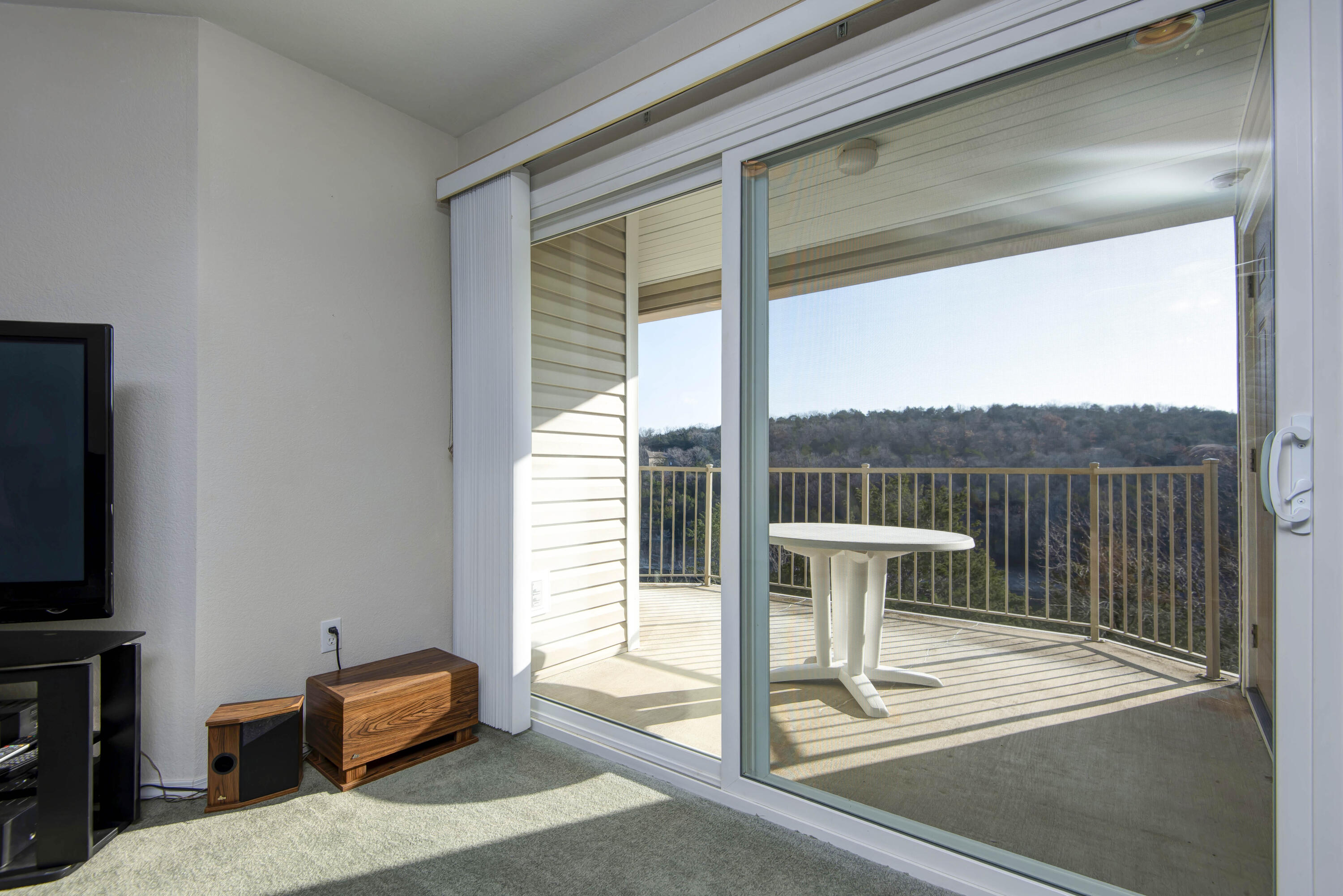 1403 Rocky Shore Terrace Property Photo 8