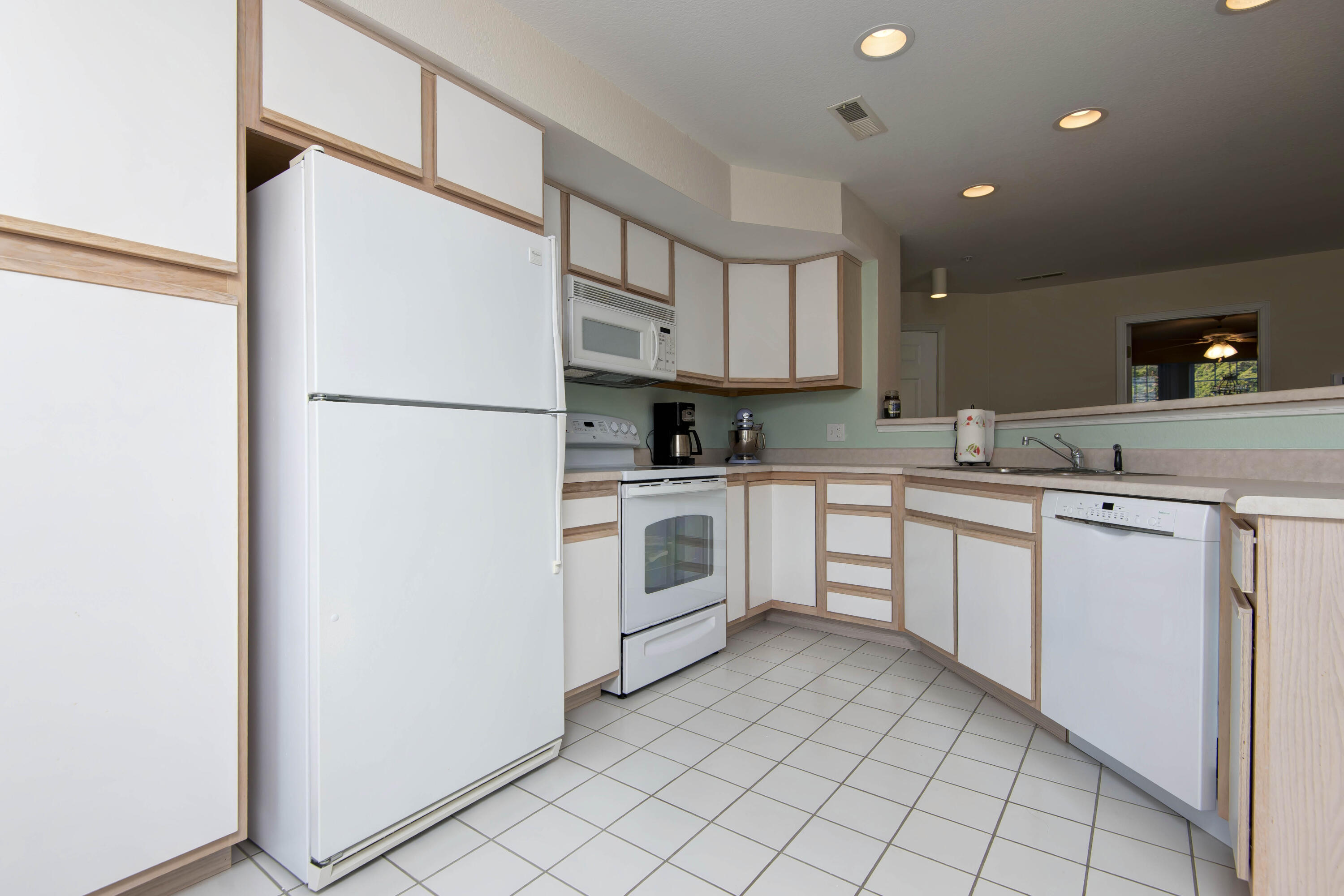 1403 Rocky Shore Terrace Property Photo 9