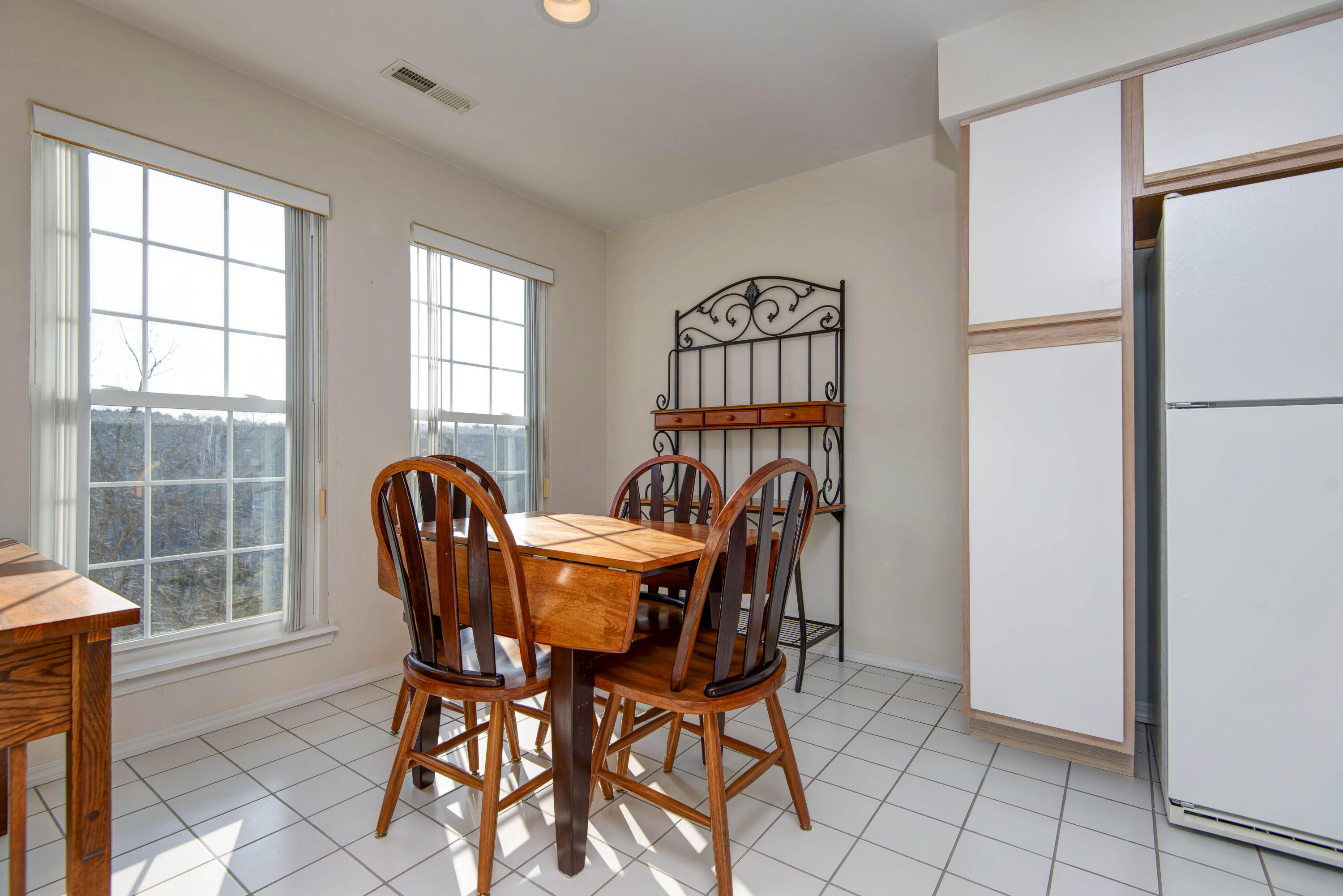 1403 Rocky Shore Terrace Property Photo 12