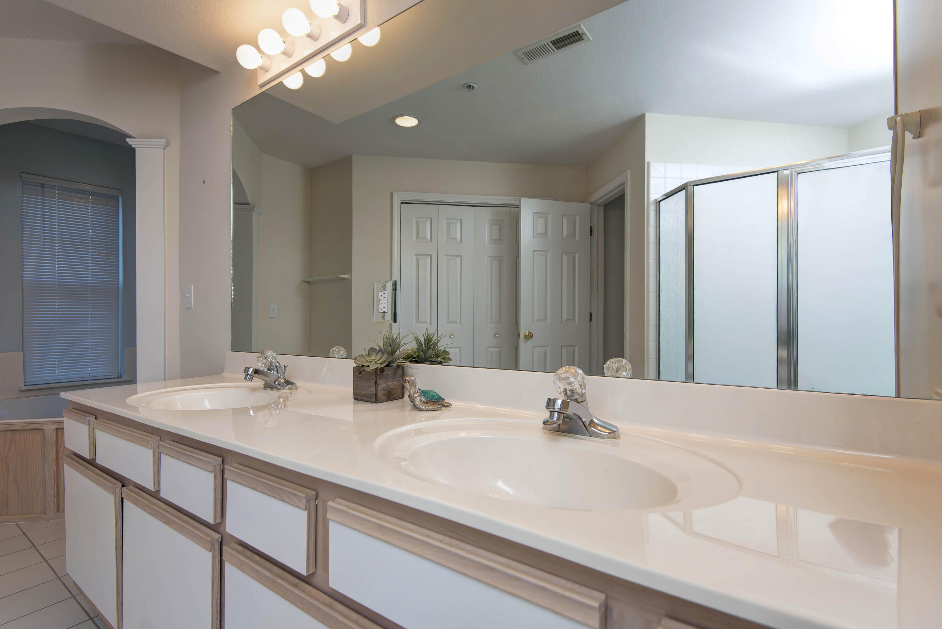 1403 Rocky Shore Terrace Property Photo 18
