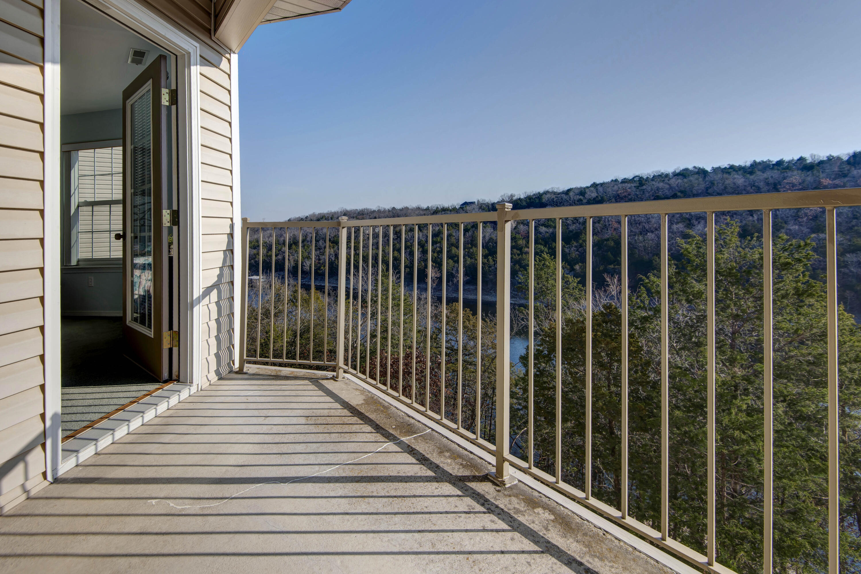 1403 Rocky Shore Terrace Property Photo 28