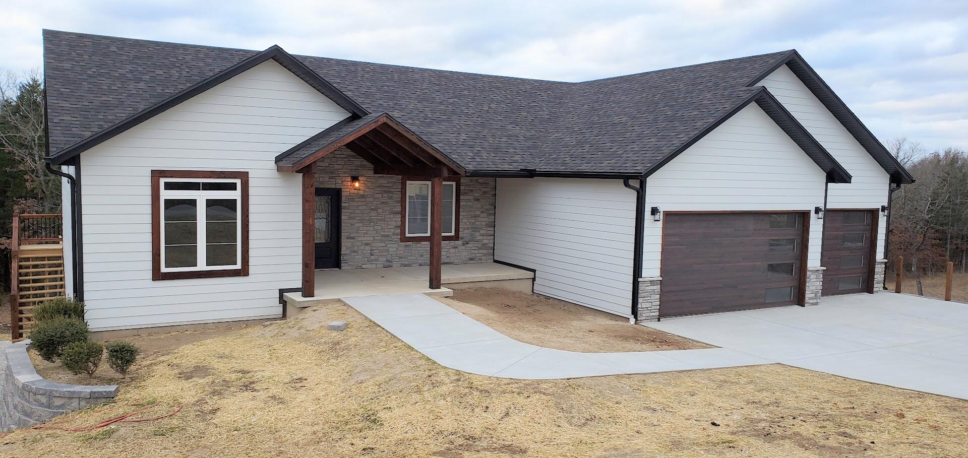 187 Silver Sunset Lane Property Photo 2
