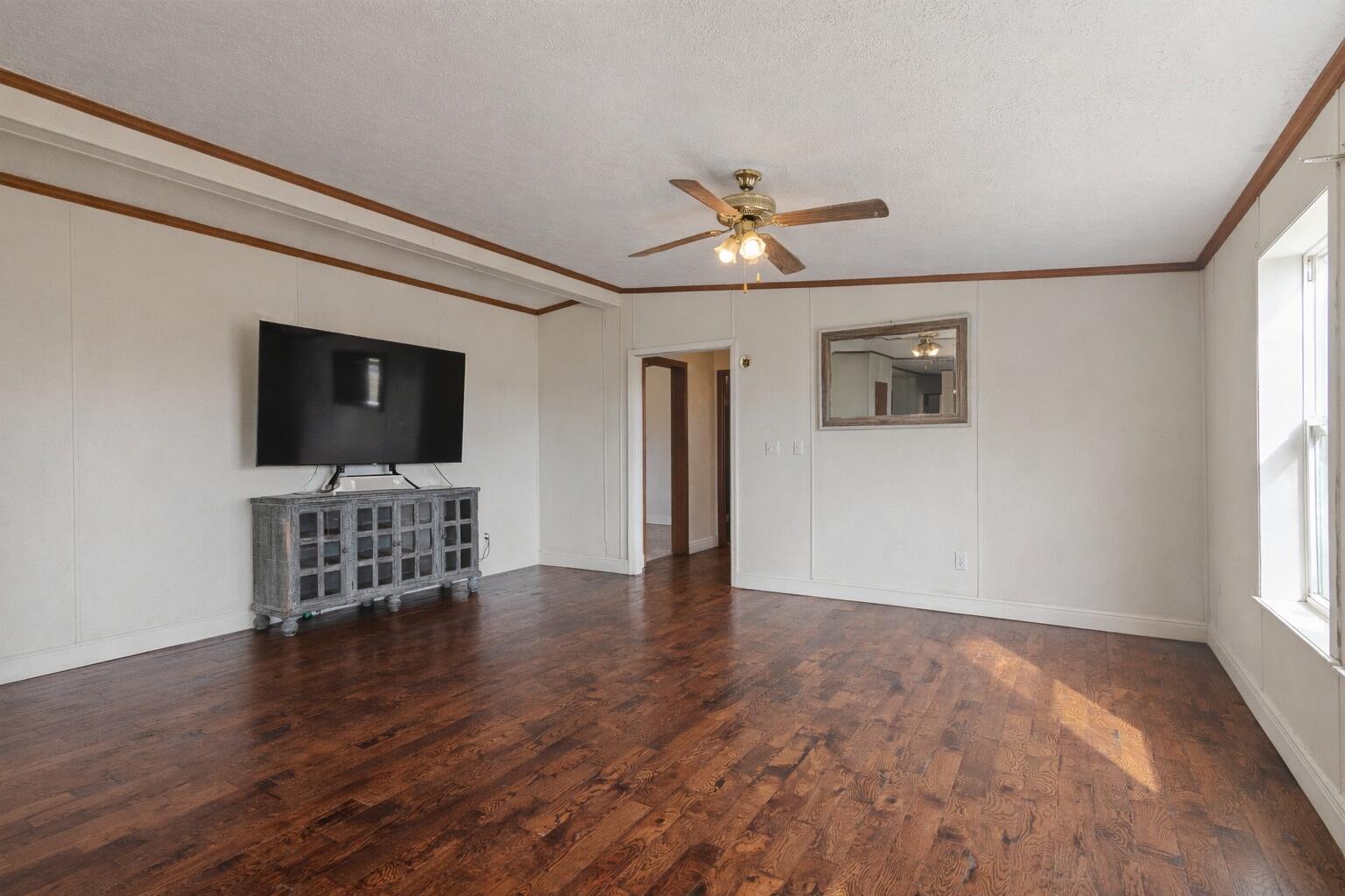 420 Dairy Road Property Photo 5