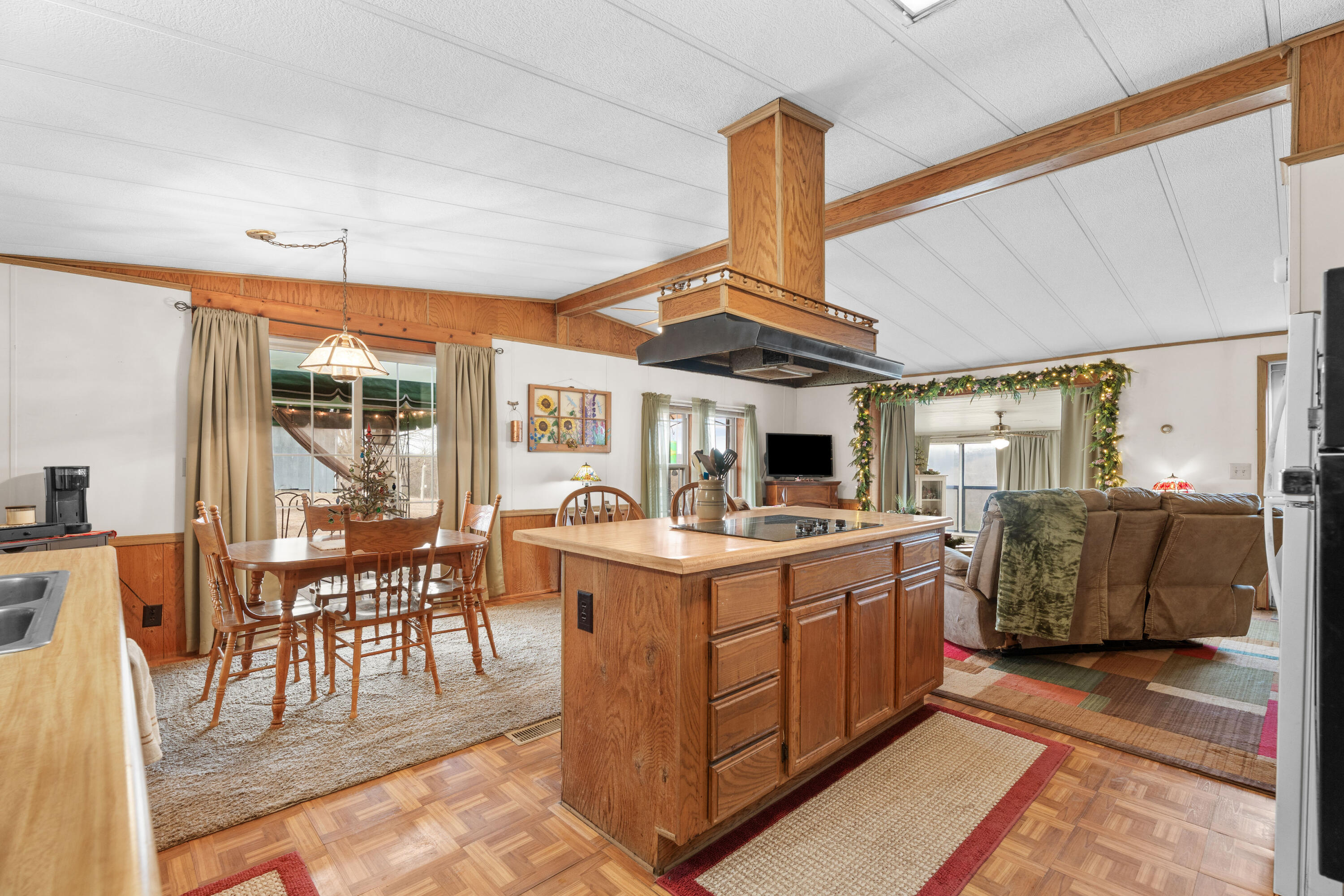 3772 State Highway 265 Property Photo 9