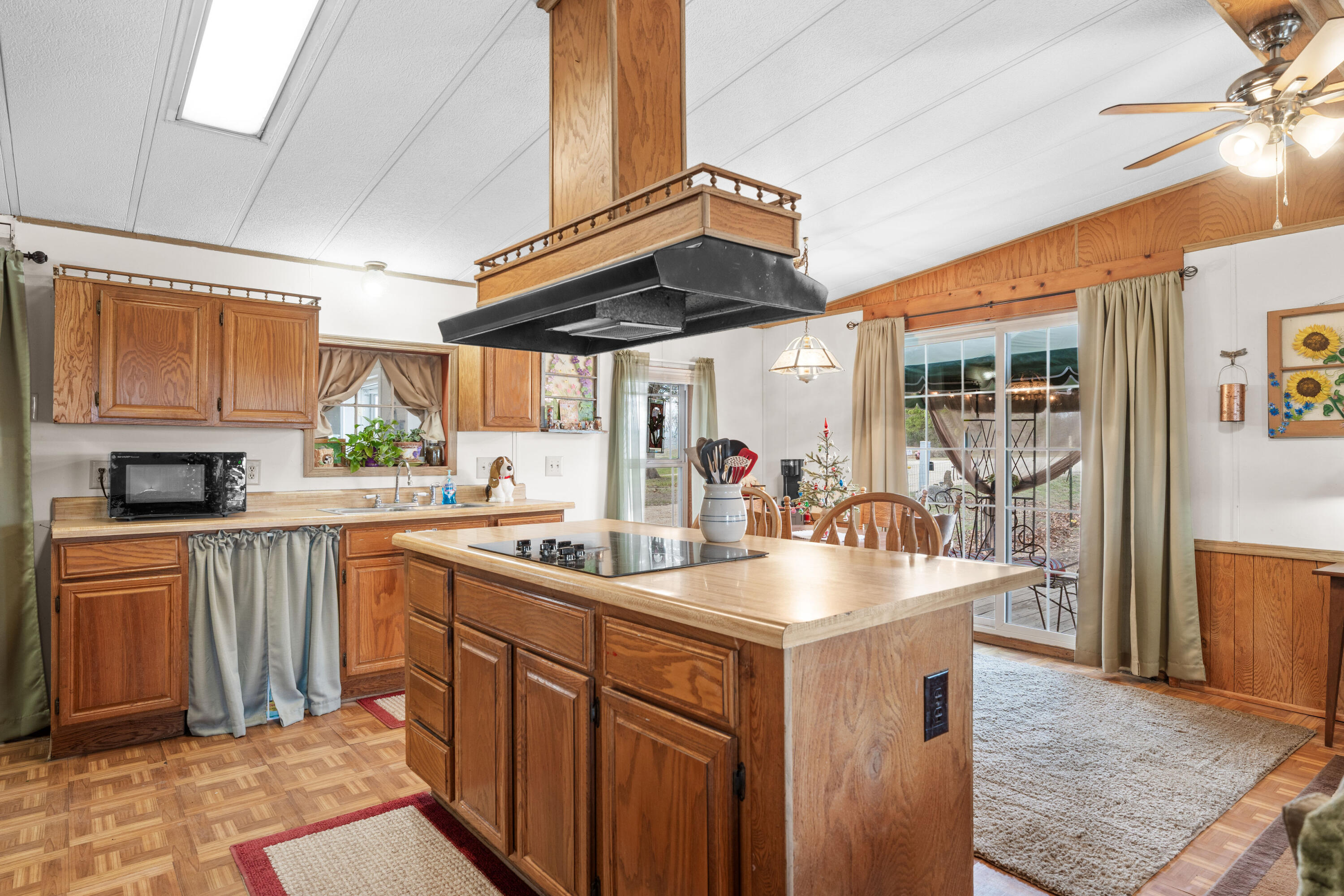 3772 State Highway 265 Property Photo 10
