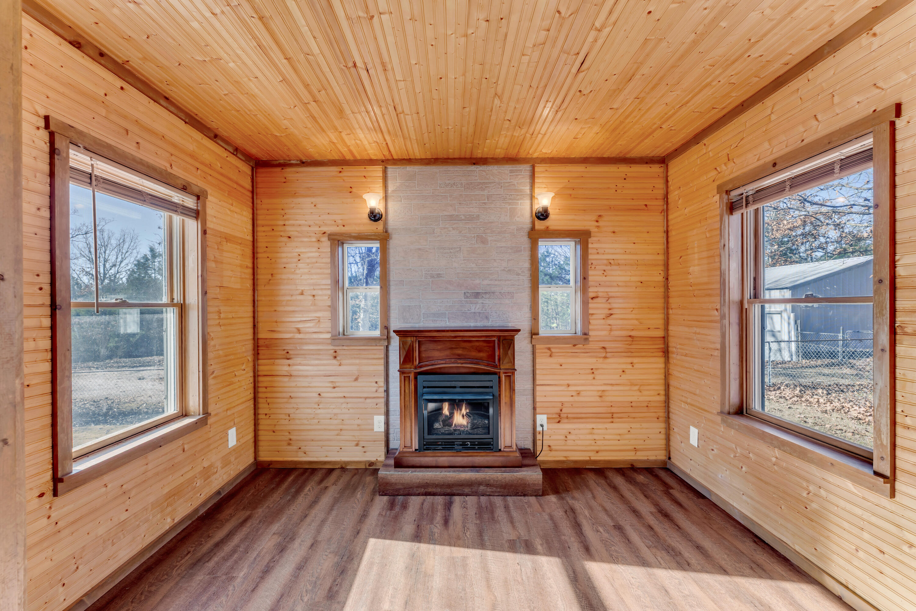1511 State Highway U Property Photo 9