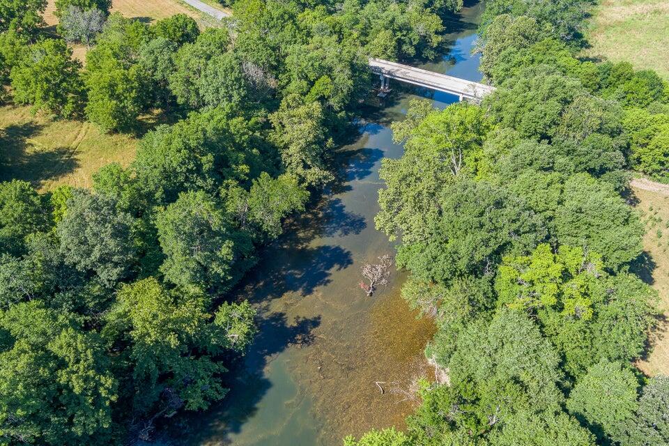 2097 West Big Bend Road Property Photo 2
