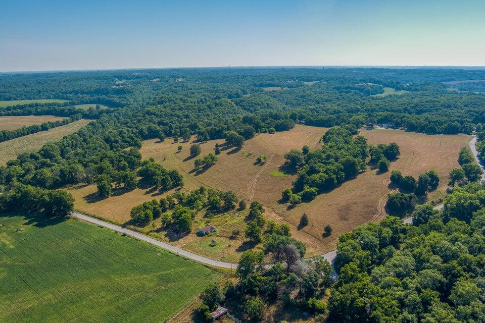 2097 West Big Bend Road Property Photo 9