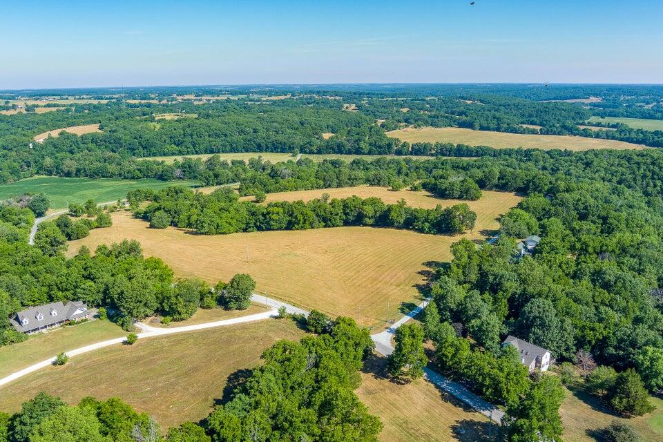 2097 West Big Bend Road Property Photo 13