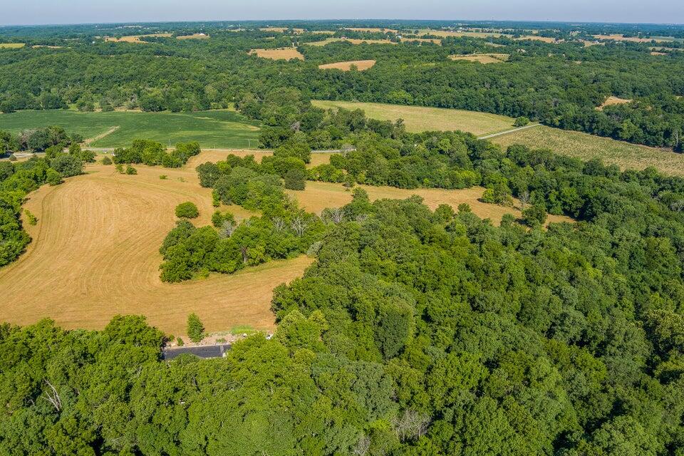 2097 West Big Bend Road Property Photo 14
