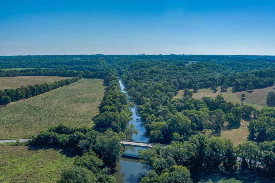 2097 West Big Bend Road Property Photo 28