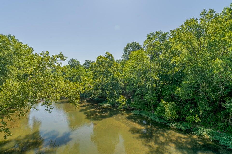 2097 West Big Bend Road Property Photo 32