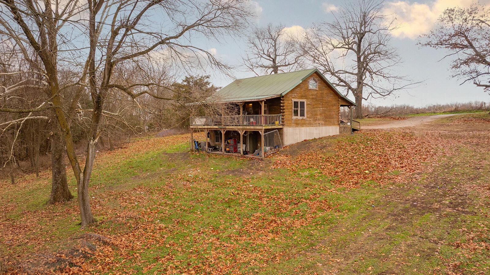 15562 Lawrence 1170 Property Photo 1