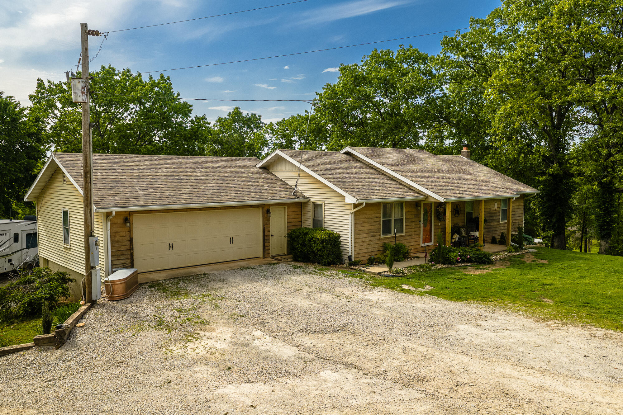 2291 Co Rd 2010 Property Photo 2