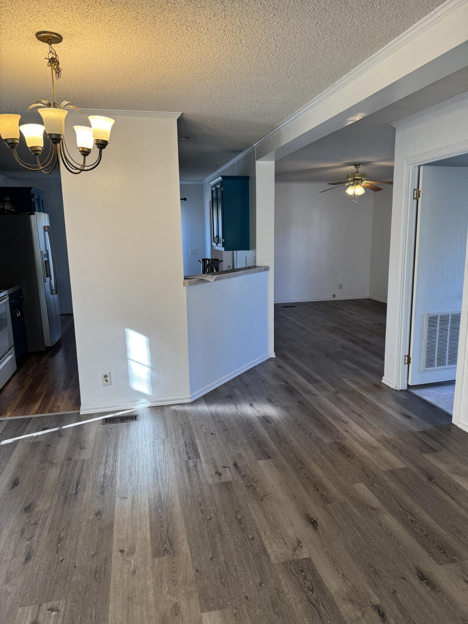27691 Longview Lane Property Photo 9