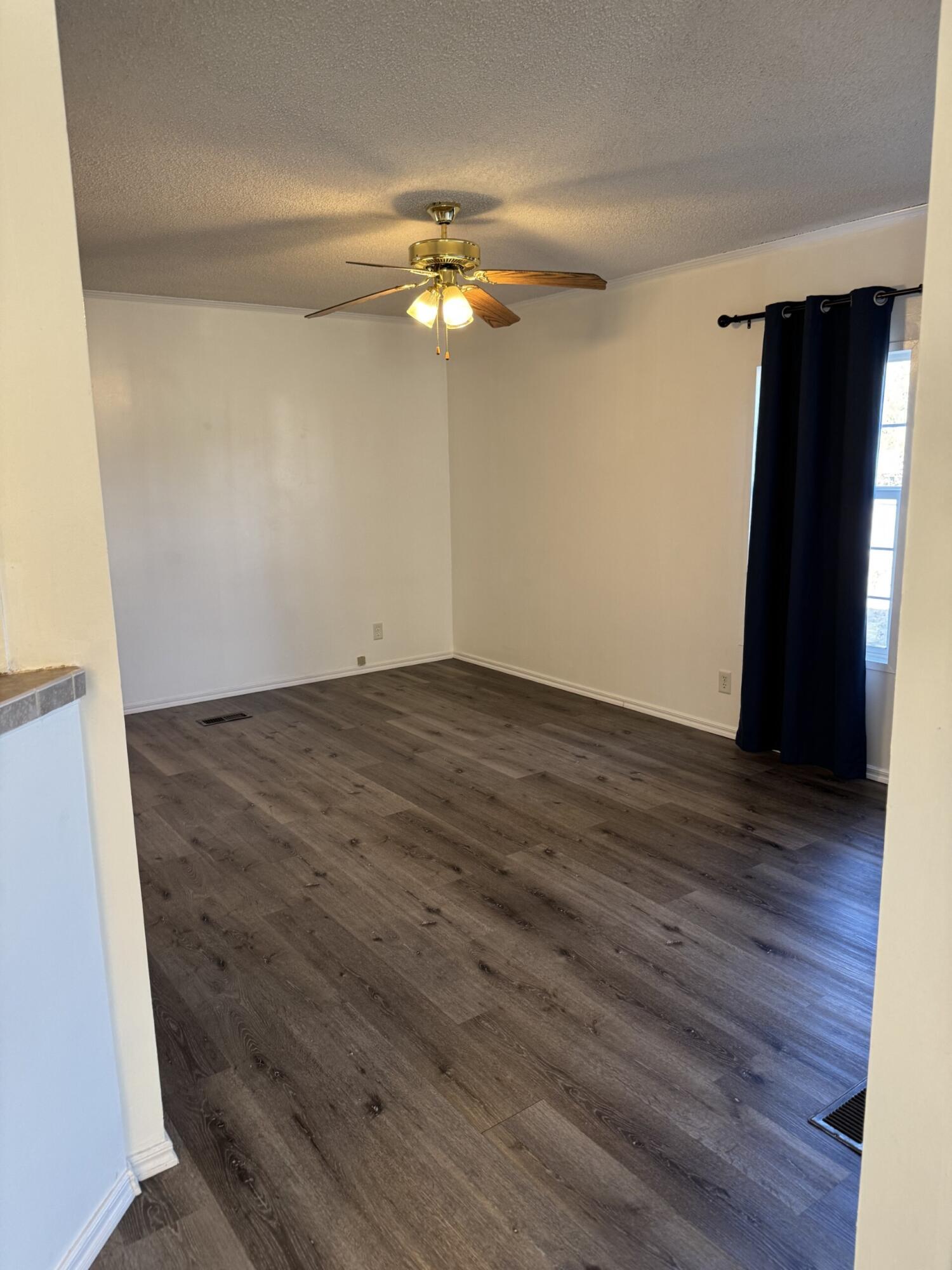 27691 Longview Lane Property Photo 12