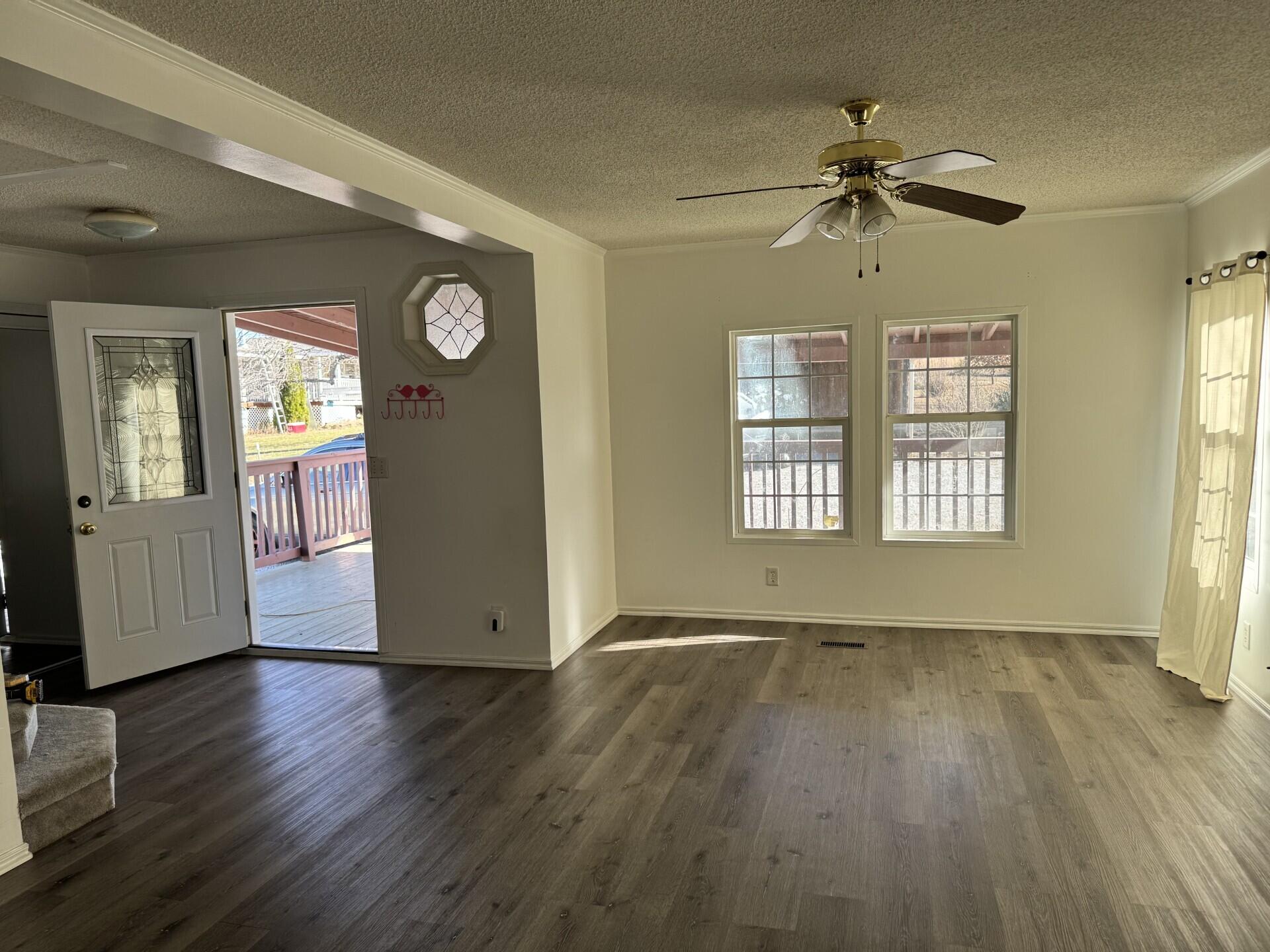 27691 Longview Lane Property Photo 13
