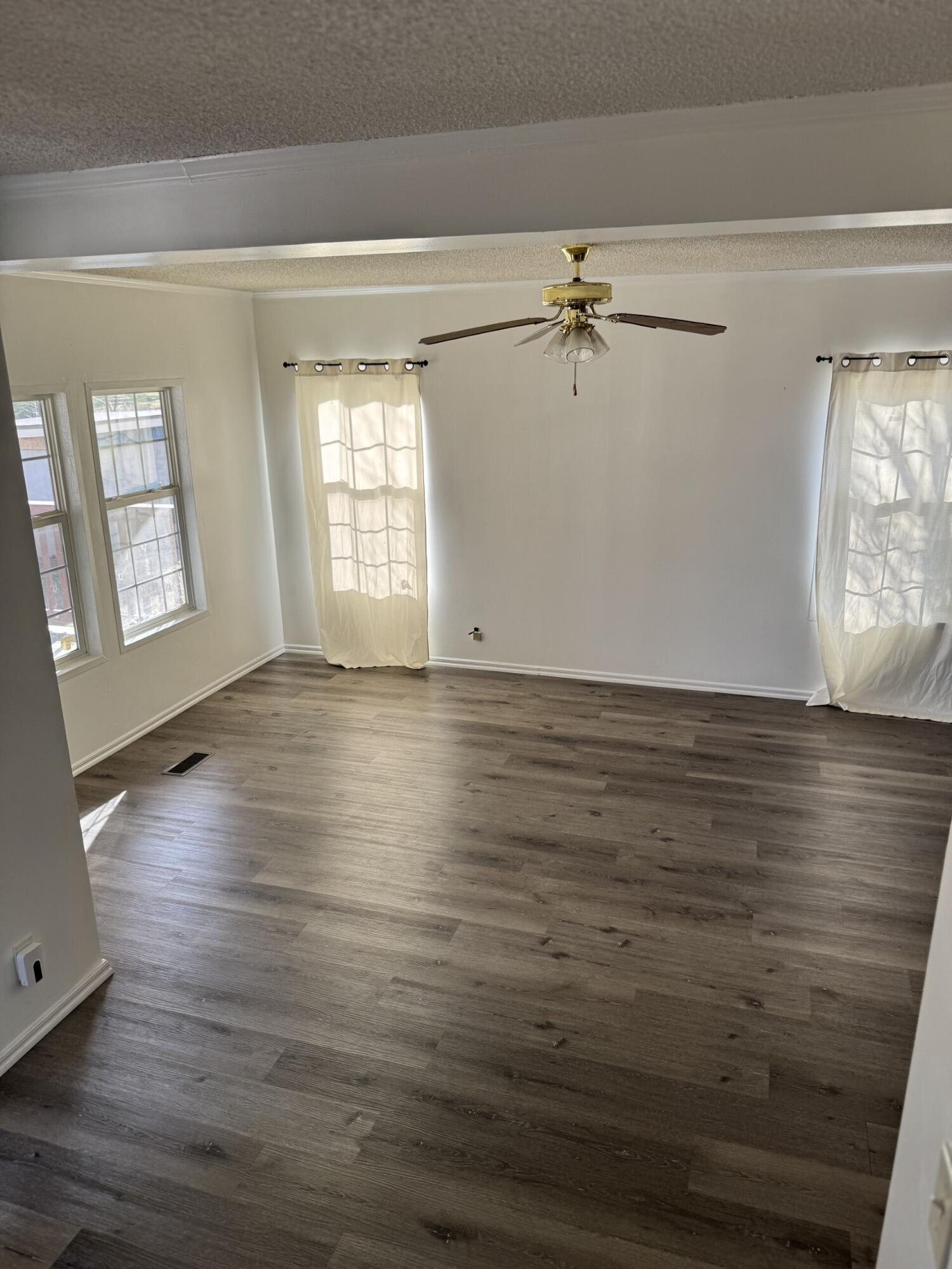 27691 Longview Lane Property Photo 16