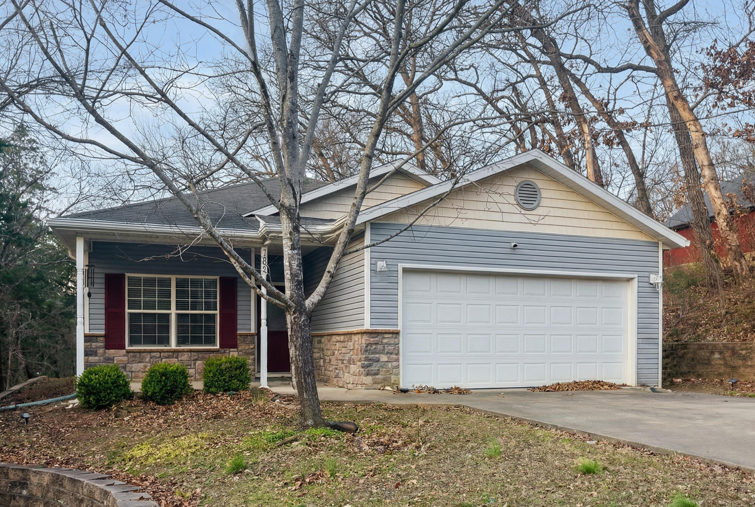 1005 Buck Lane Property Photo 1