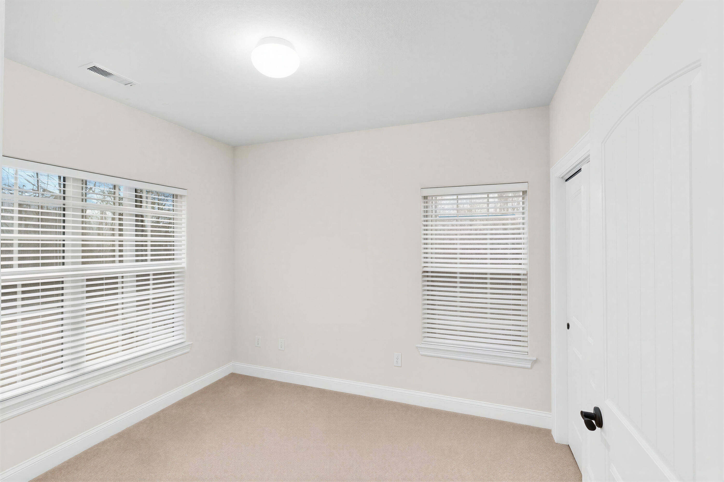 1005 Buck Lane Property Photo 12