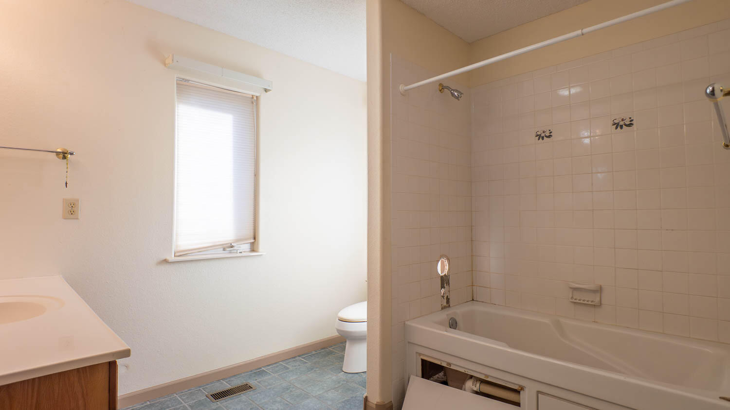 7785 Nadine Road Property Photo 18