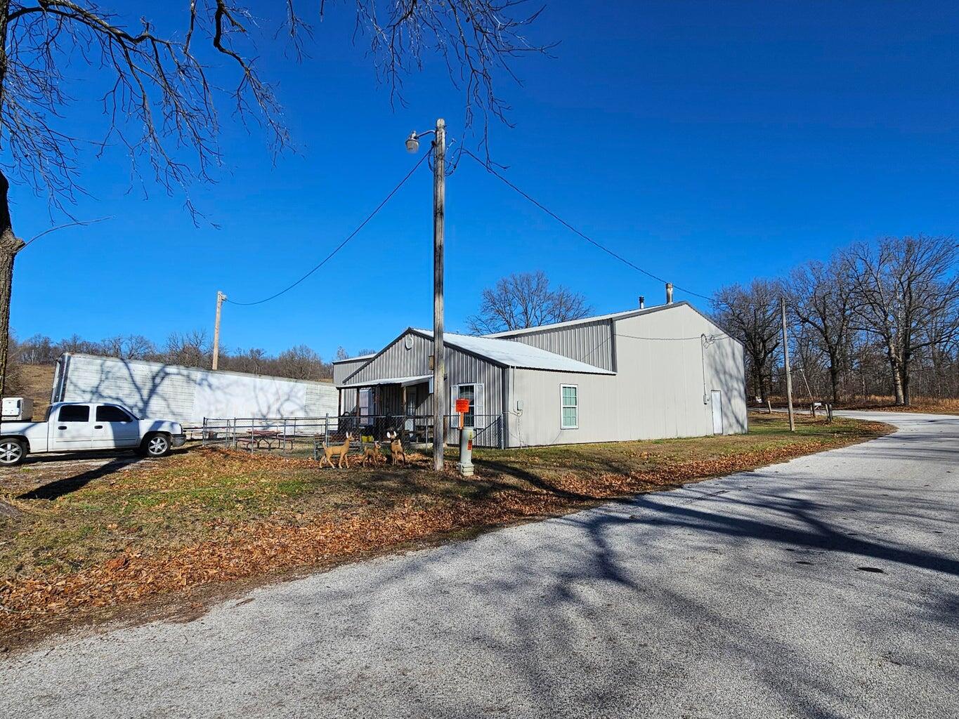 18358 Iris Road Property Photo 2