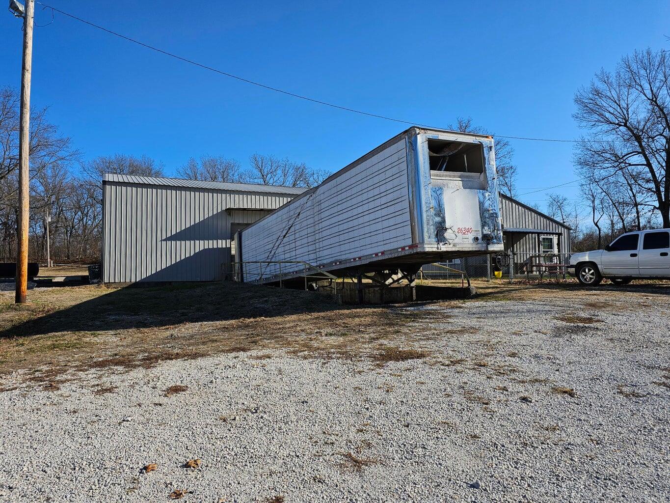 18358 Iris Road Property Photo 5