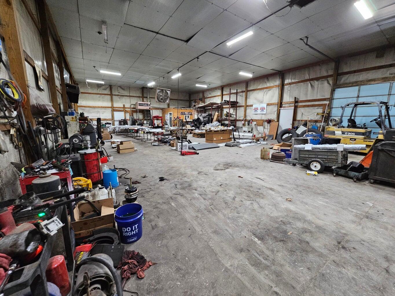 18358 Iris Road Property Photo 13