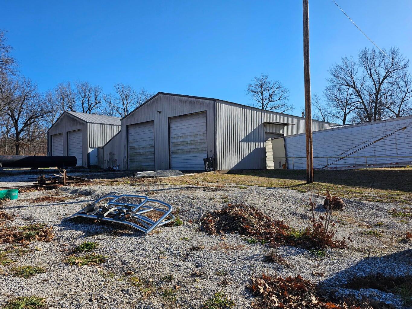 18358 Iris Road Property Photo 21