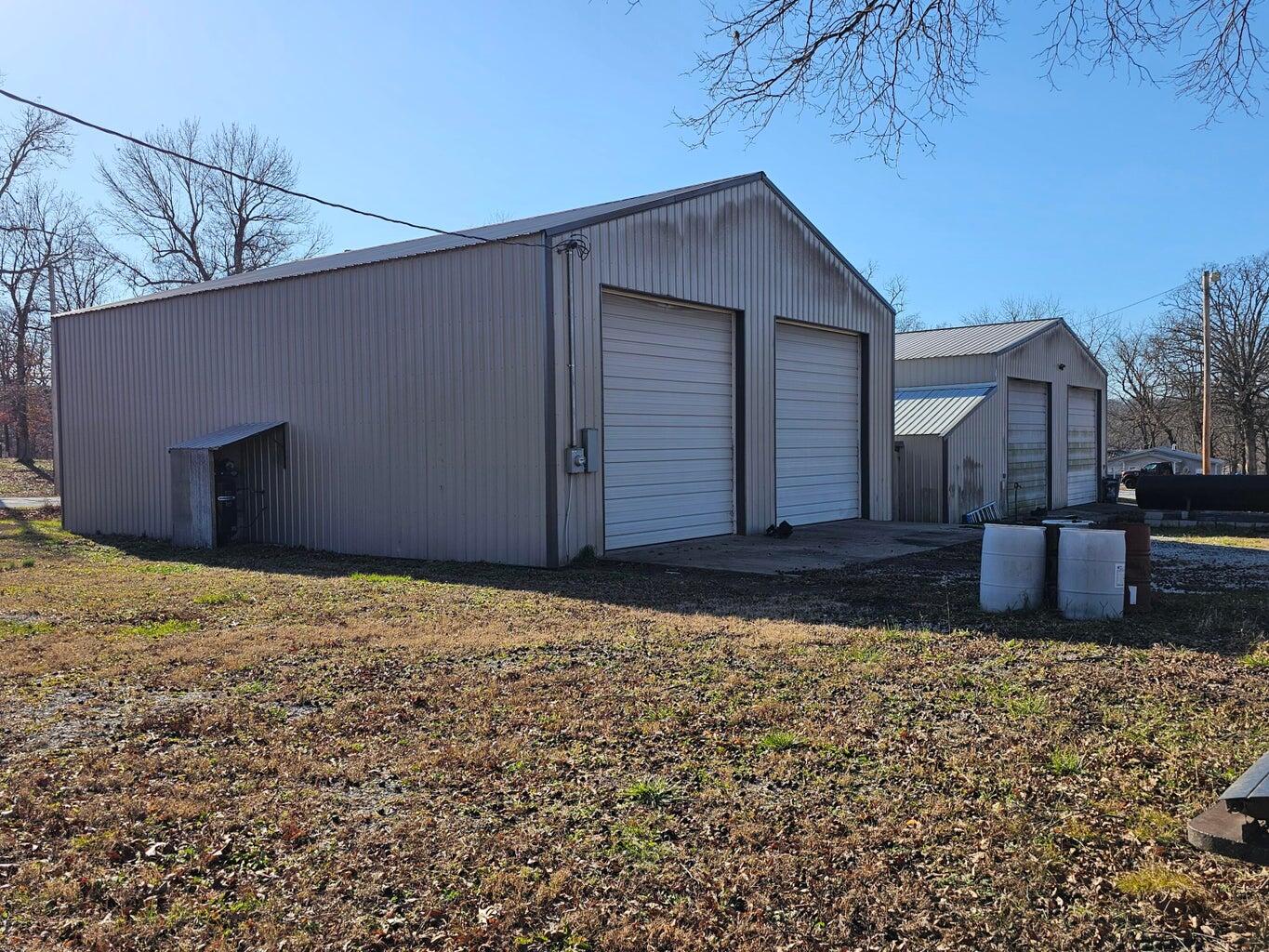 18358 Iris Road Property Photo 22