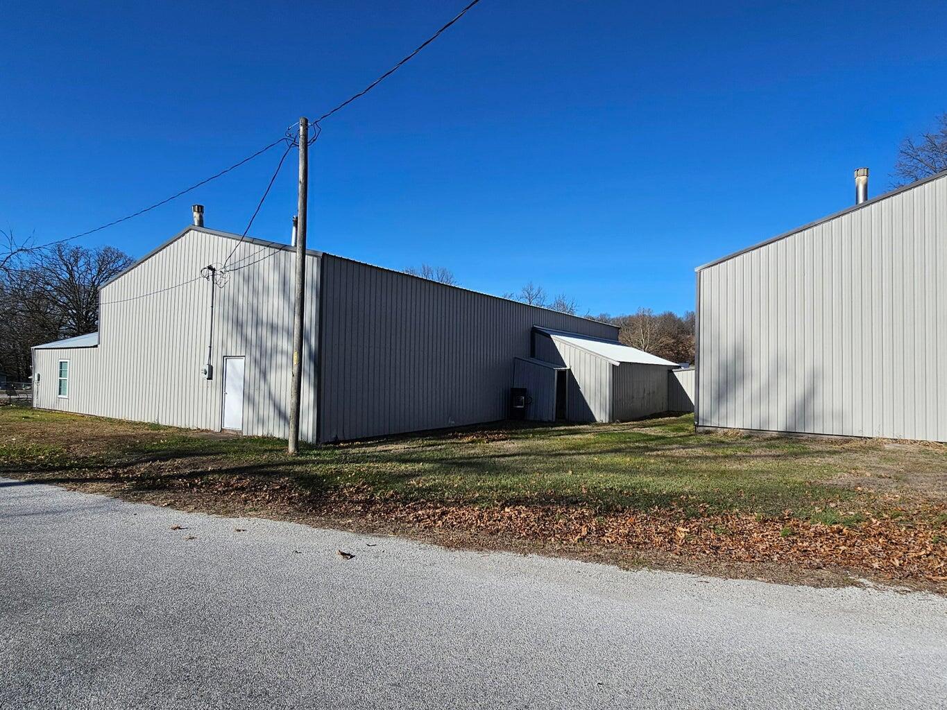 18358 Iris Road Property Photo 24