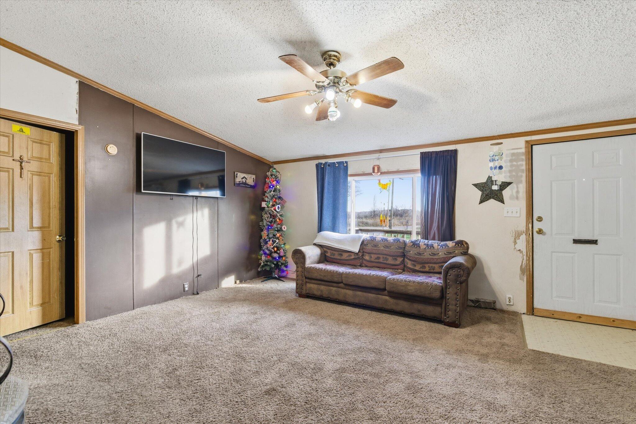 551 East Dunkle Street Property Photo 6