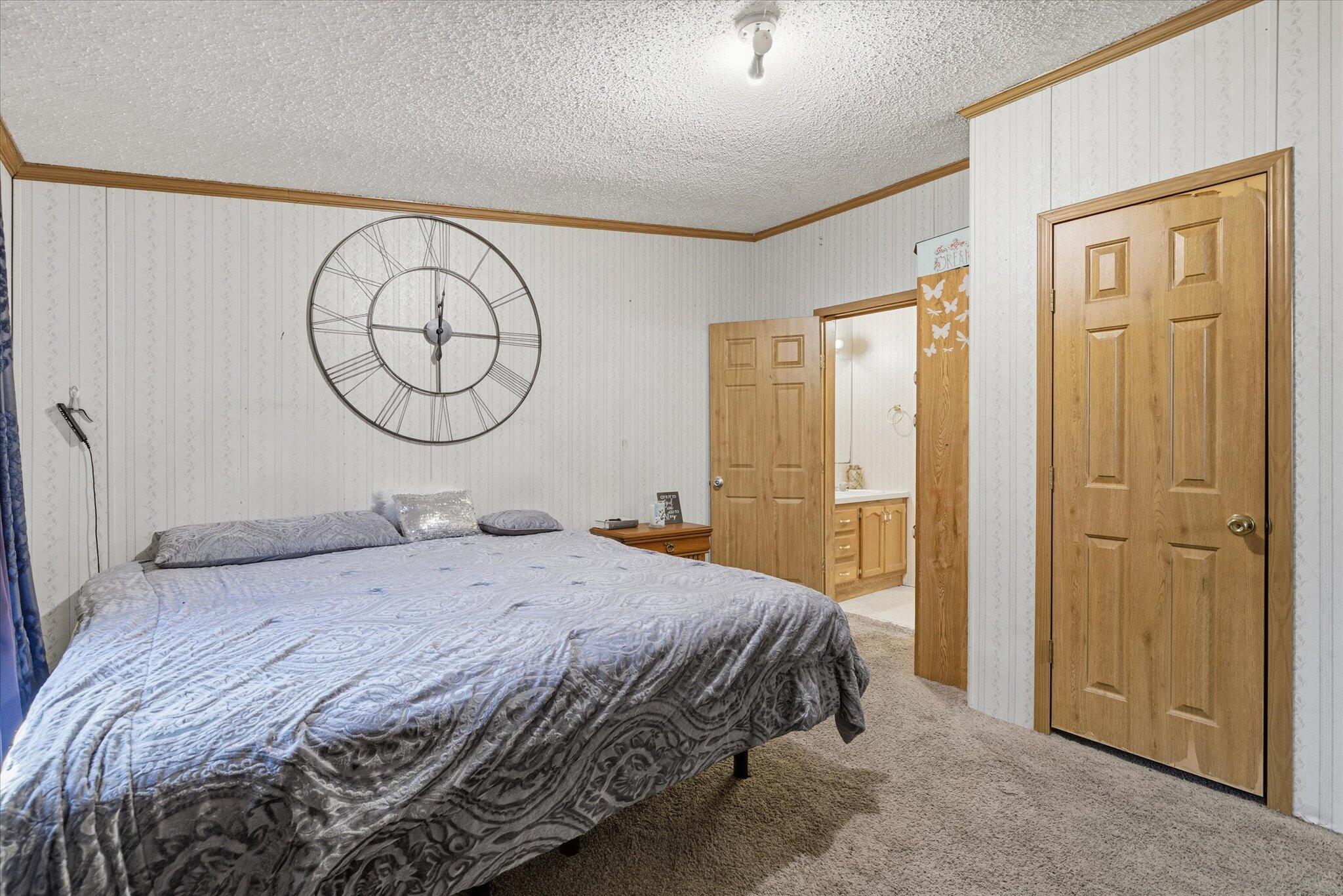 551 East Dunkle Street Property Photo 11