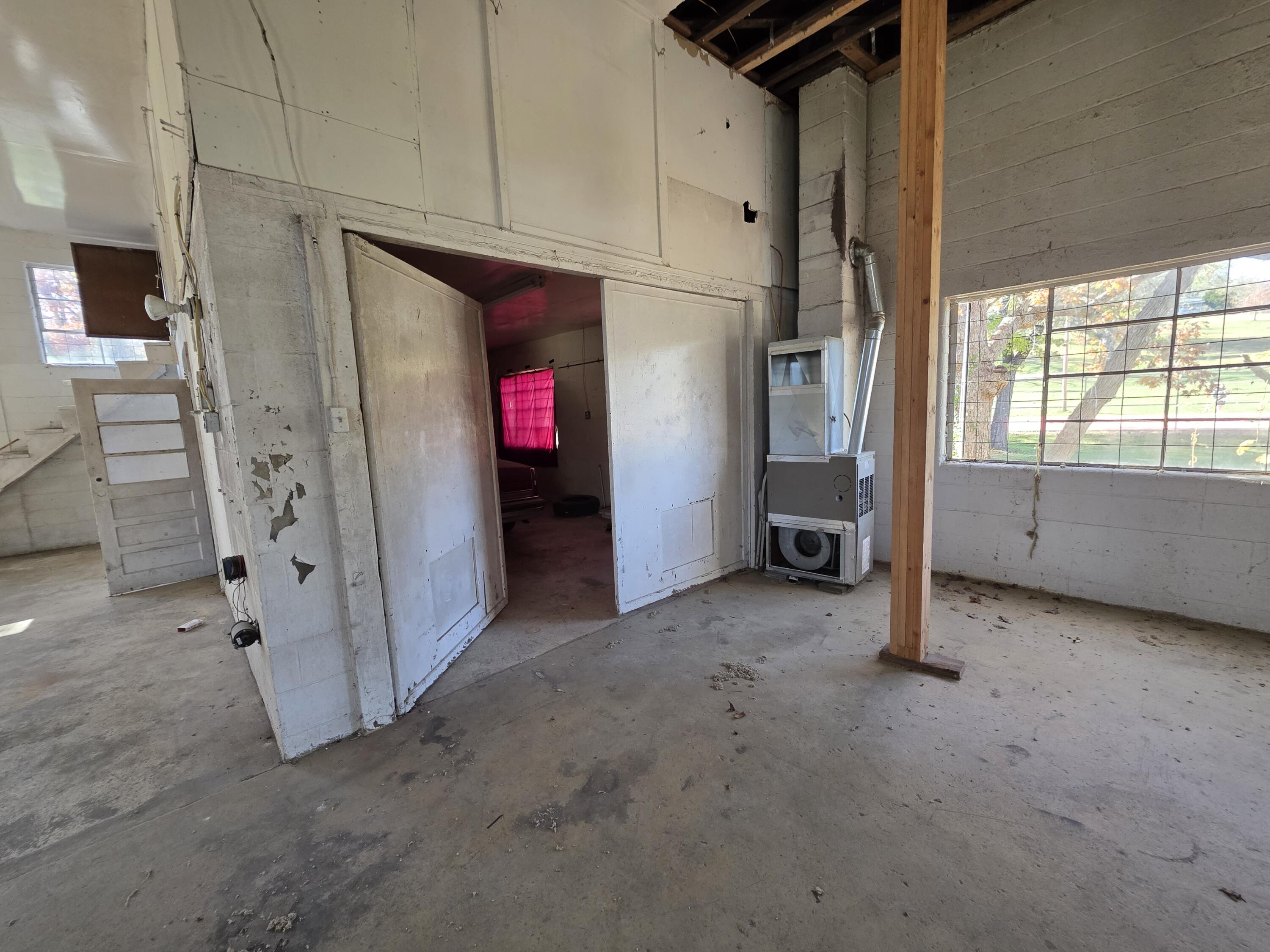 520 East Main Street Street Property Photo 7