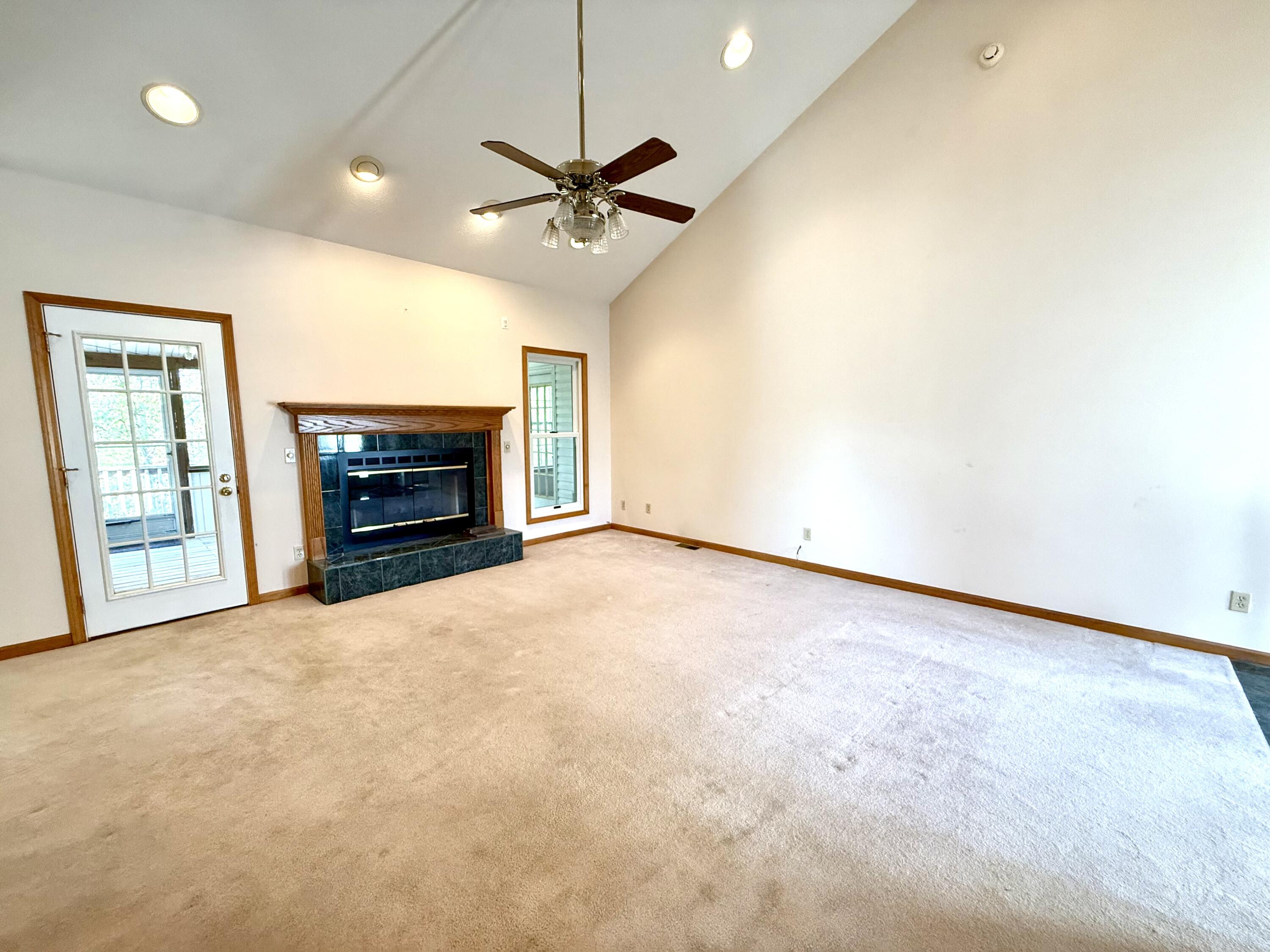 15306 Bucyrus Drive Property Photo 6