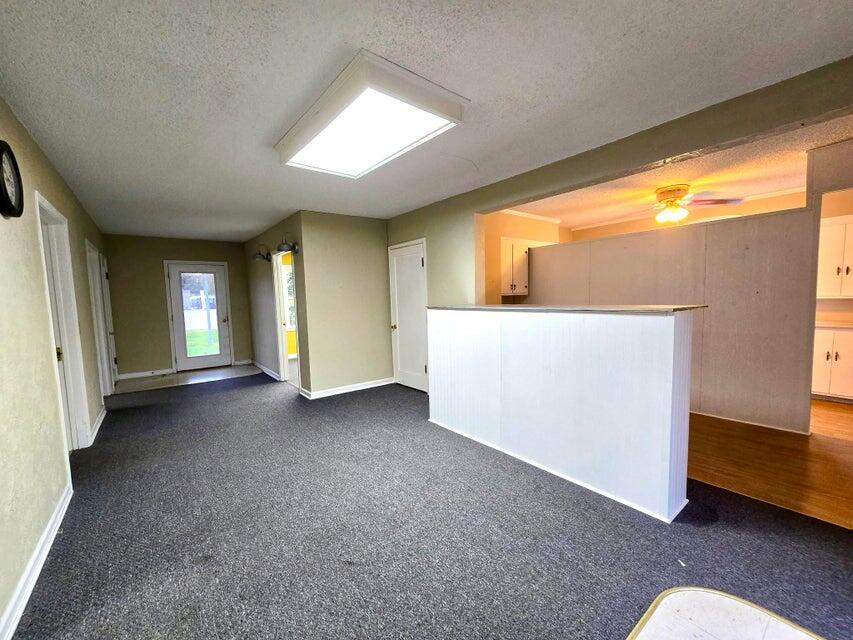 820 South Sam Houston Boulevard Property Photo 7