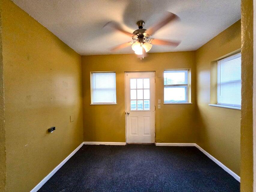 820 South Sam Houston Boulevard Property Photo 14