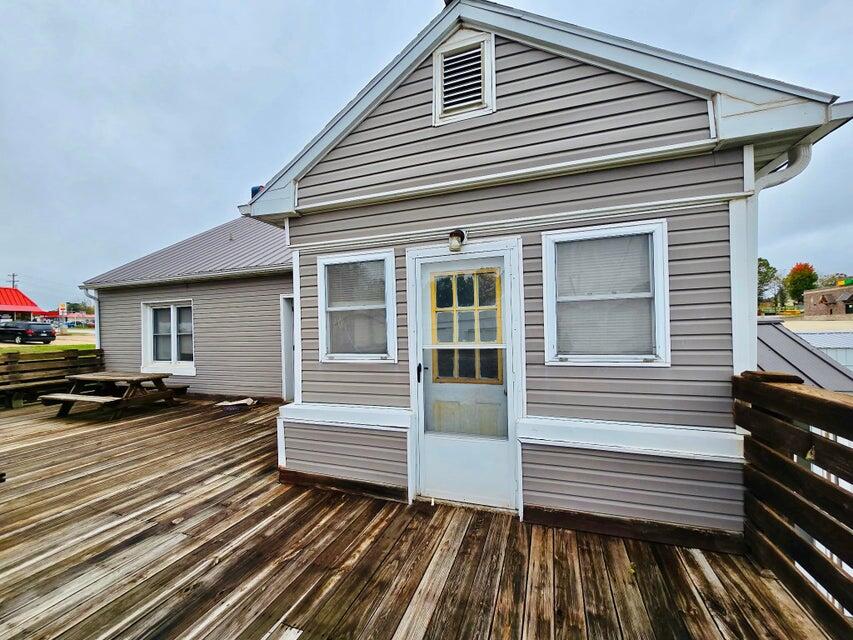 820 South Sam Houston Boulevard Property Photo 21