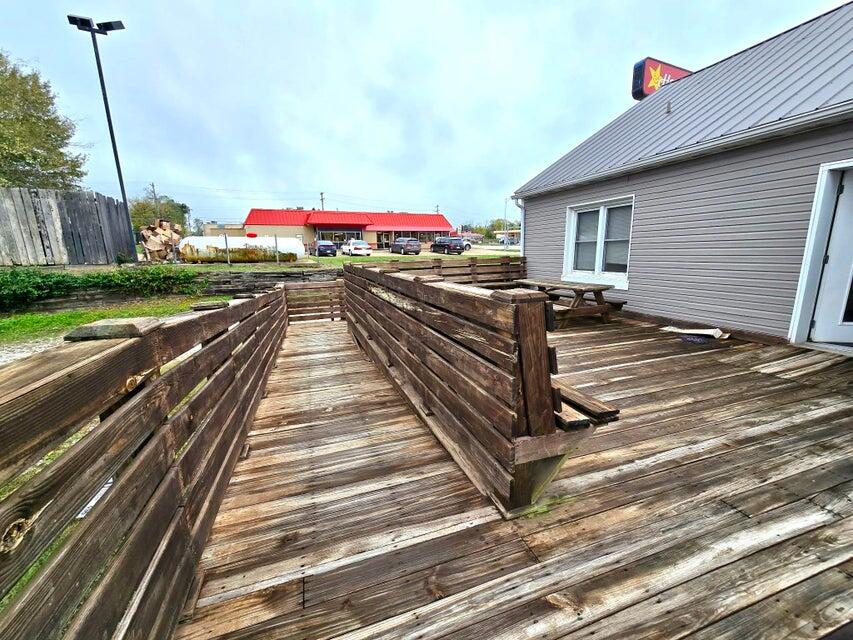 820 South Sam Houston Boulevard Property Photo 26