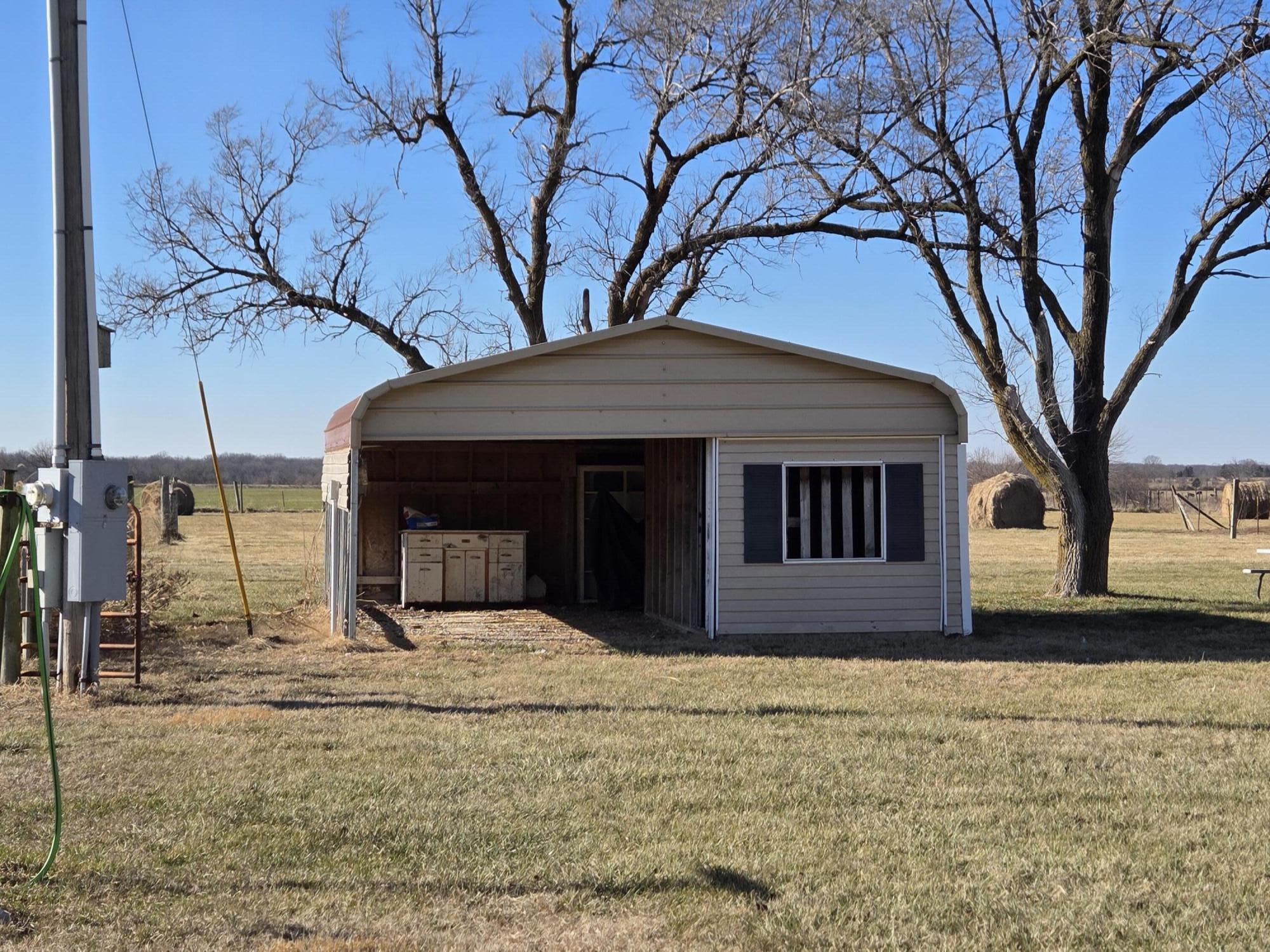 18000 County Road 121 Property Photo 3